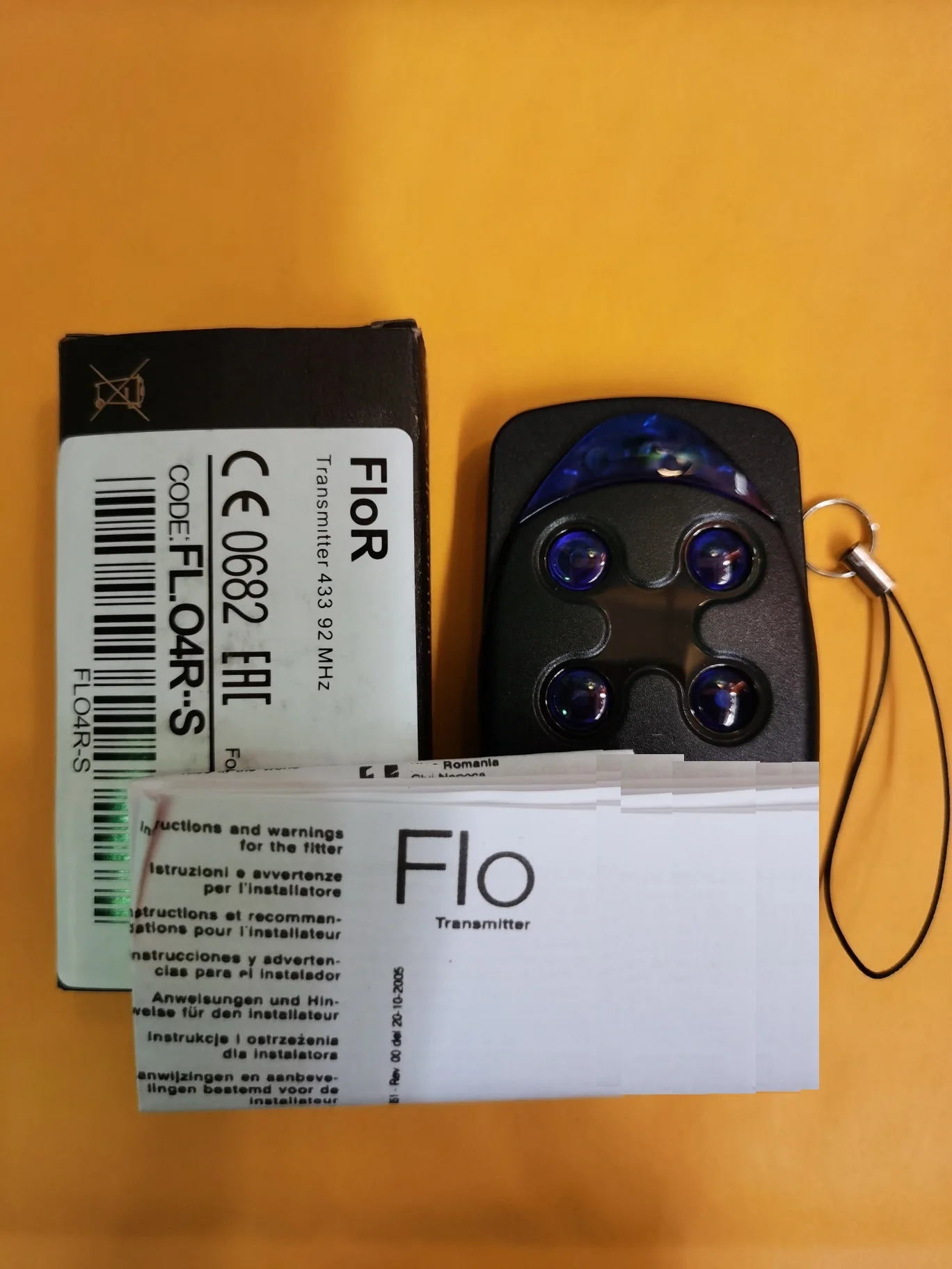 

Remote control Flor flo1r-s flo2r flo4r-s ERA INTI ONE 2 ON2E INTI1, INTI2 transmitter for garage door 433.92mhz rolling code