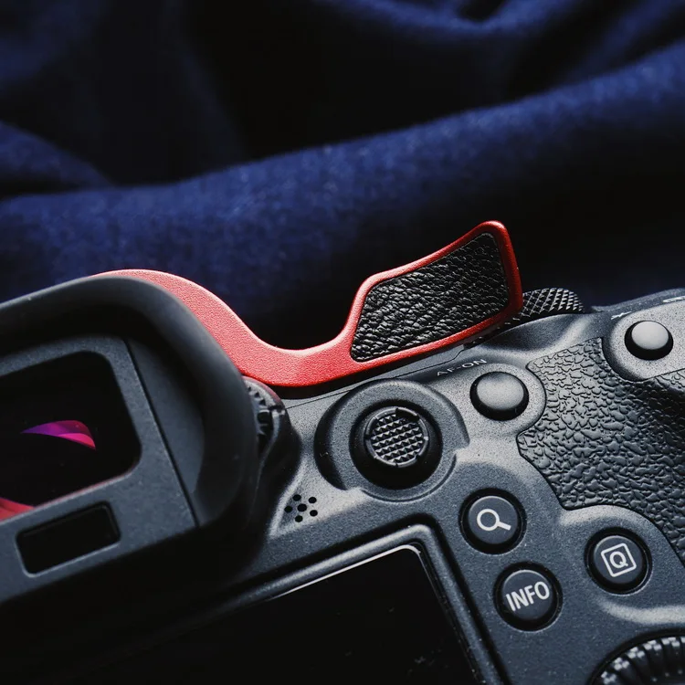 โลหะ Thumb Rest Finger Thumb Grip หนังสติกเกอร์รองเท้าร้อนสำหรับแคนนอน EOS R6 R5