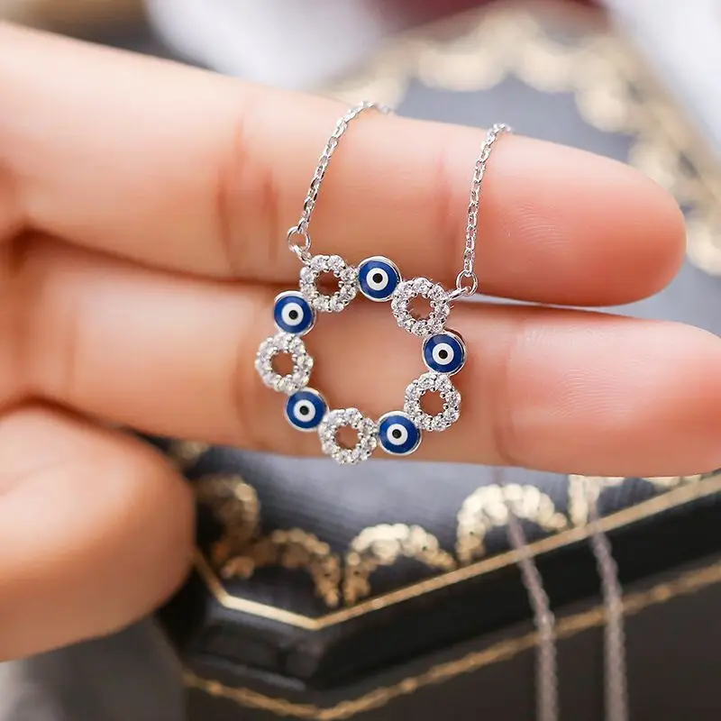 

Huitan Chic Circle Pendant Necklace for Women Silver Color/Gold Color Funny Girls Necklace Delicate Gift CZ New Trendy Jewelry