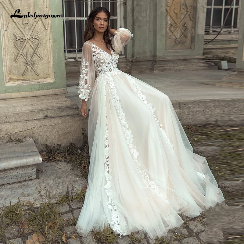 Graceful Boho Wedding Dresses Customized Appliques Lace Backless Beach Bride Dress Long Puff Sleeves Plus Size Bridal Gown