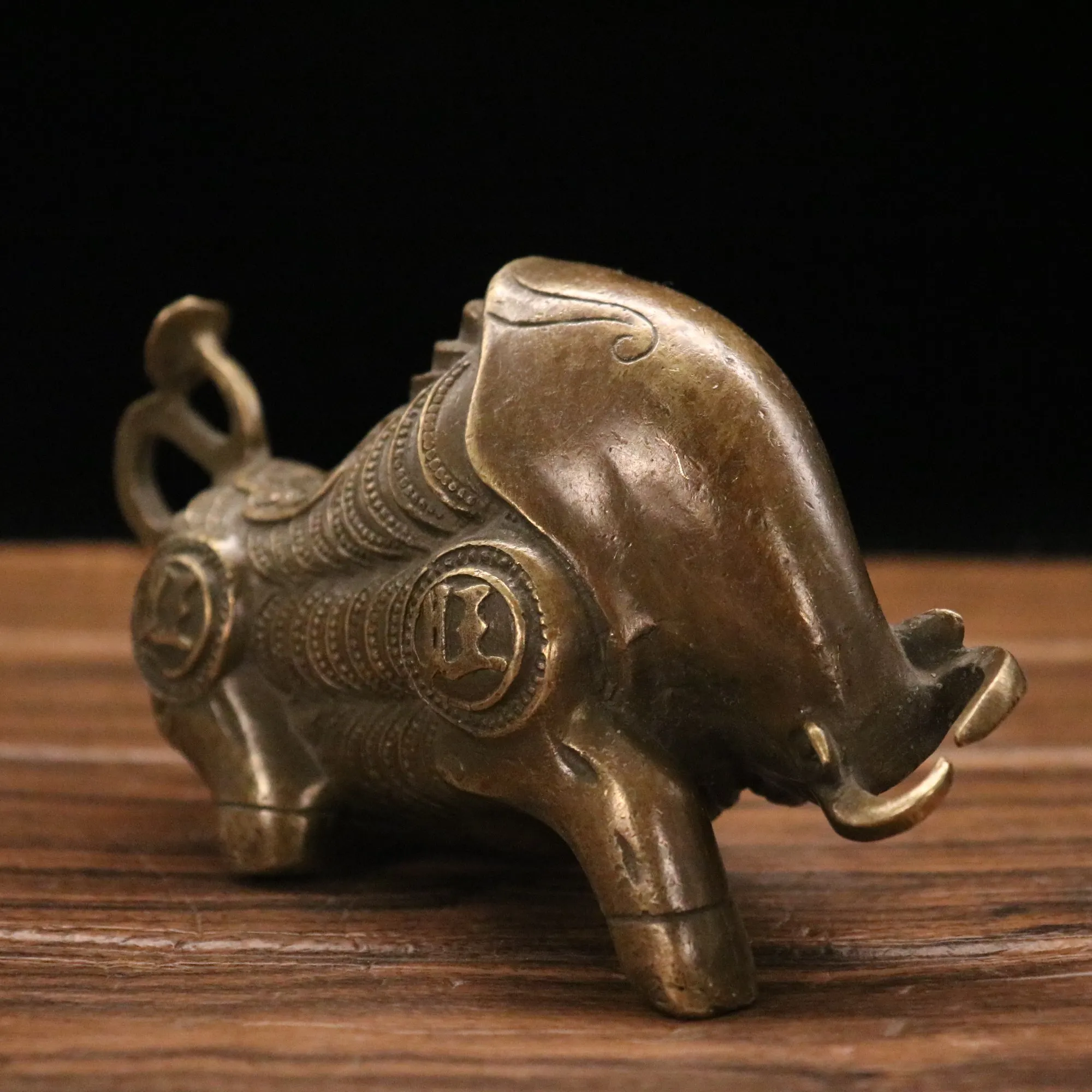 7"Tibetan Temple Collection Old Brass Zodiac Ox Statue Lucky Money cow Wangcai Gather wealth Ornaments Town House Exorcism view 6
