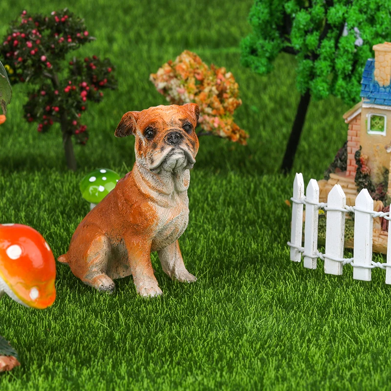 Simpatico Belldog Dog Miniature Fairy figurine decorazioni da giardino Mini Gnome muschio animali giocattoli per la casa regali figurine in resina Bonsai