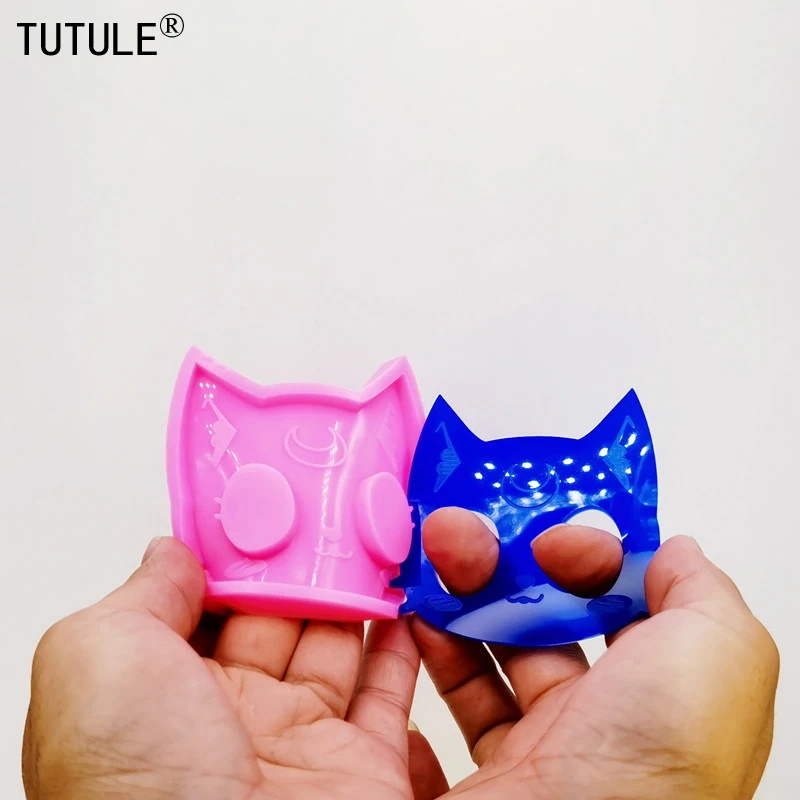 Shiny Cat head anti-wolf artifact silicone mold DIY Tag Kitty Keychain UV For Resin Polymer Clay Baking Silicone Molds