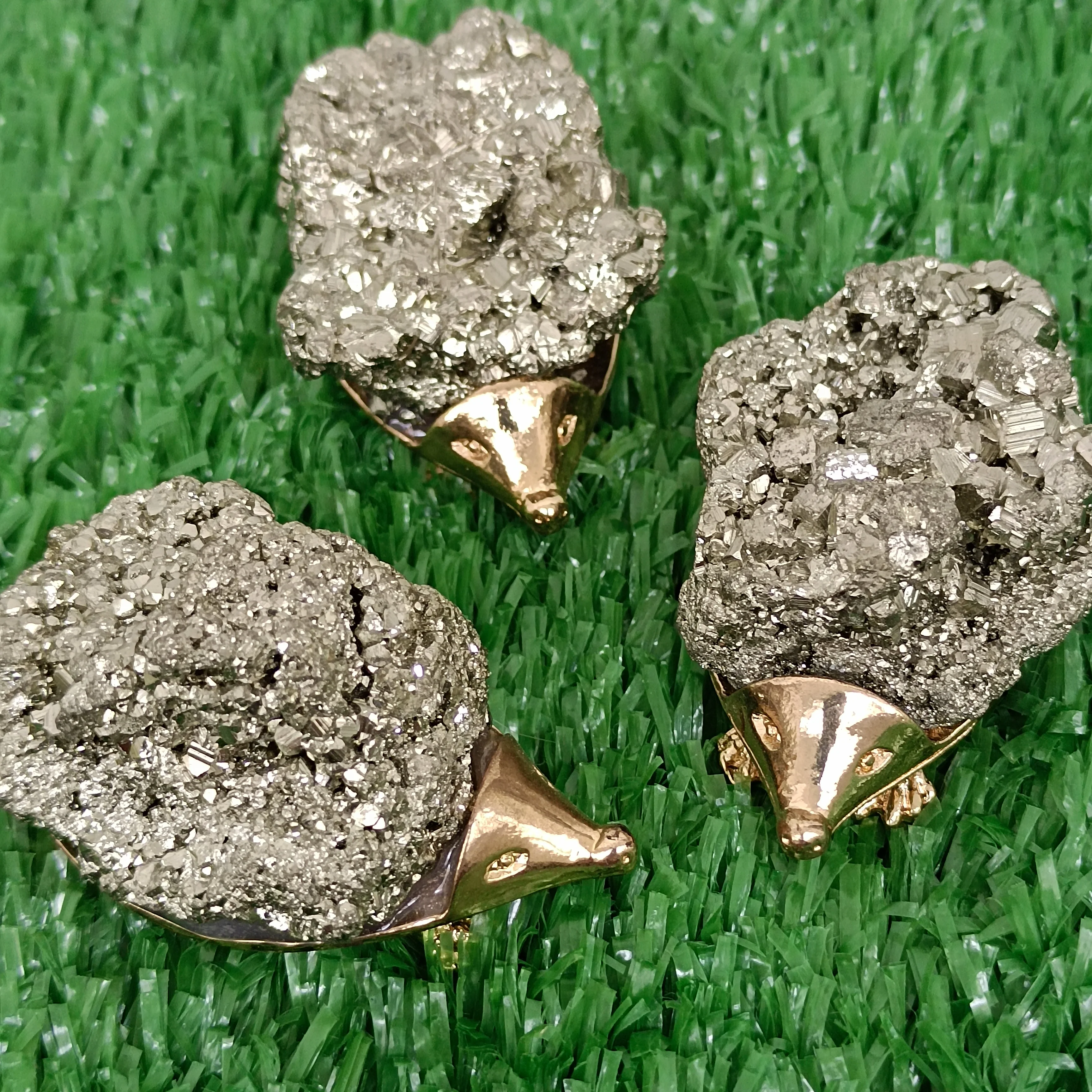 4-5cm 1pc Natural crystals Pyrite Hedgehog Stone healing reikli Kids Toy Chakra gifts home Decoration crafts ornamental