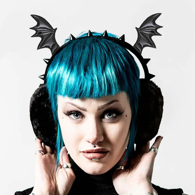 Earmuffs Gothic Bat Wings Plush Warm Woman Ear Cover Winter Accessories Goth Punk Rivets Black Ear Muffs Gifts