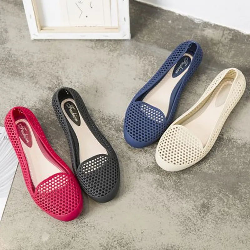 Women Casual Shoes Jelly Sandals Non-slip Summer Hole Shoes Woman Flat Cutout Plastic Female PVC Garden Shoes   WSH3596