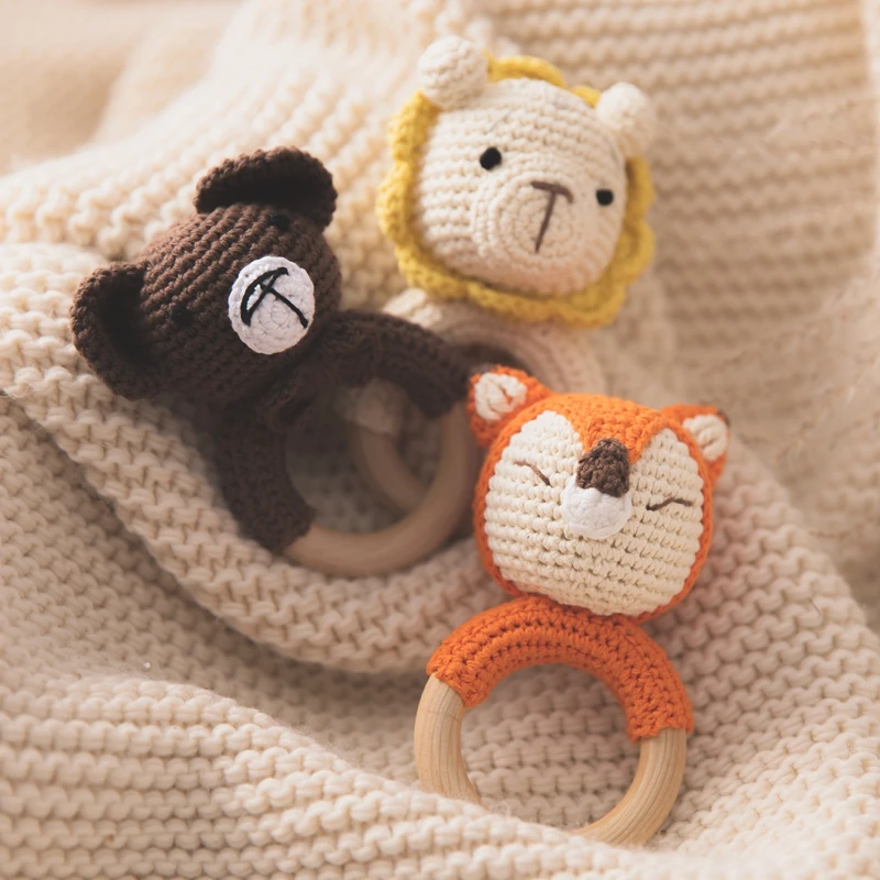 1 sztuk zabawki dla dzieci drewniane gryzak szydełka wzór grzechotka Fox grzechotka noworodka Amigurumi gryzak grzechotki dla dzieci prezenty dla noworodka