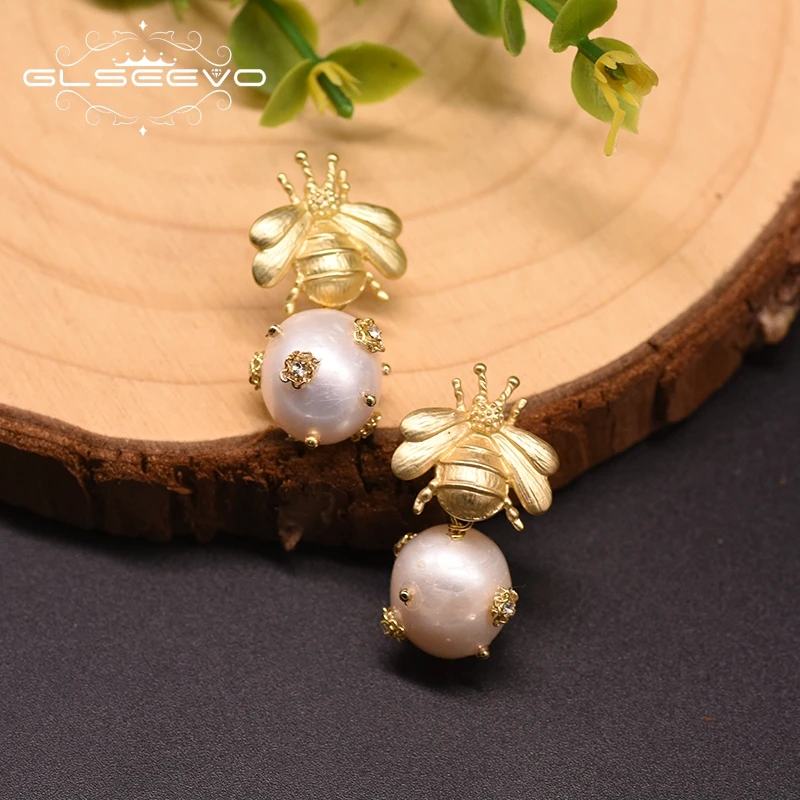 Bee And  With Natural Pearls Pearl Earrings 18K Gold Plated Jewelry Korean Designer Jewelry Earrings Gifts For Girlfriend