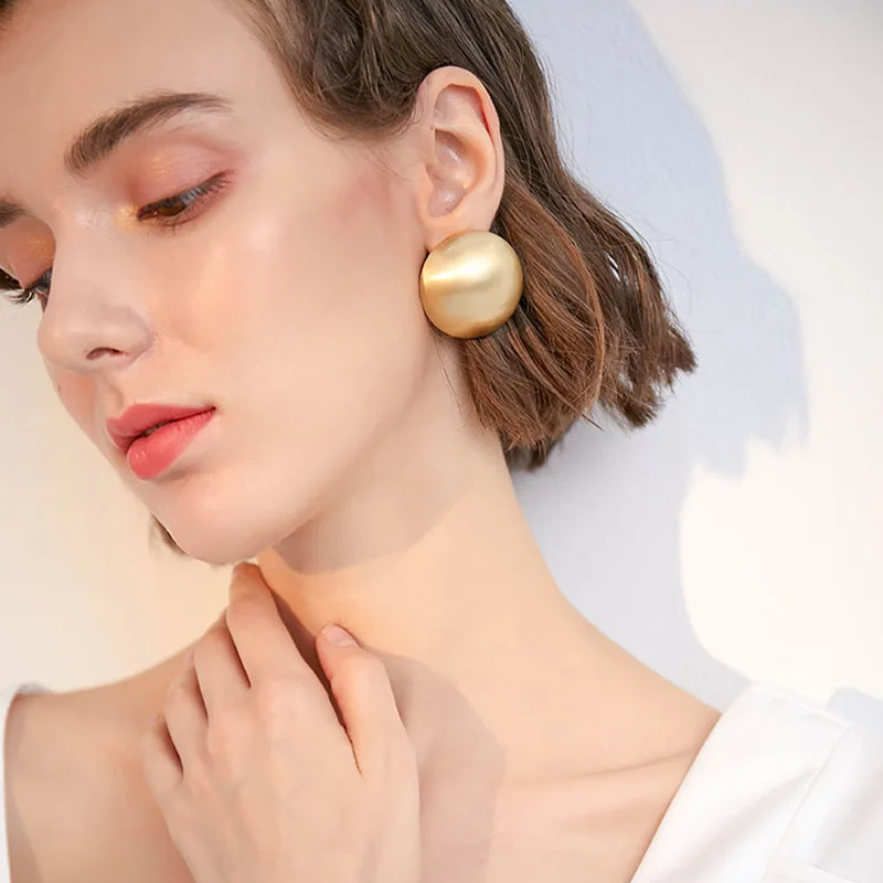 New Design Round Hemisphere Metal Earrings Golden Color Retro Big Women\'s Ear Studs Girls Party Fashion Jewelry