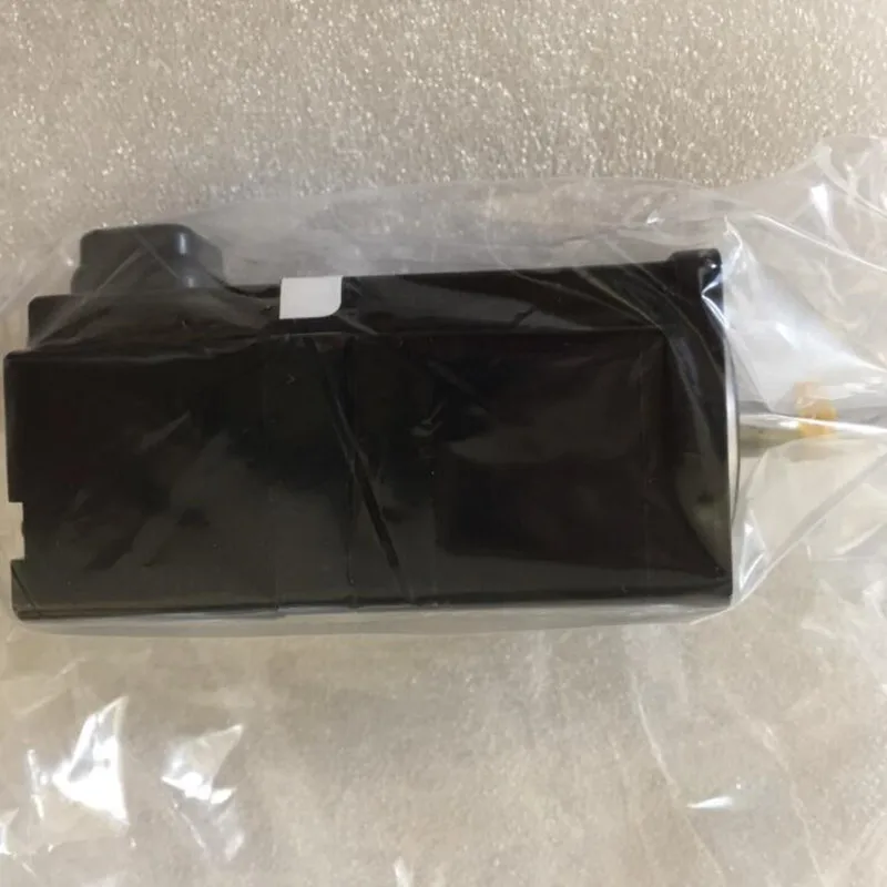 BRAND NEW ORIGINAL SGMJV-08ADA6C AC Servo Motor