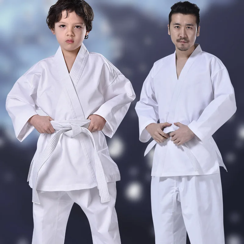 Uniforme da Karate professionale in cotone sciolto con cintura in vita Taekwondo Suit adulto studente donna uomo Kung Fu Training Gym Clothes