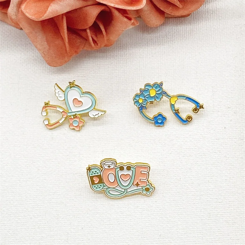 Stethoscope Brooch Japan South Korea Love Wings Flower Plant Love Medical Peripheral Alloy Enamel Brooch Badge Accessories Pin