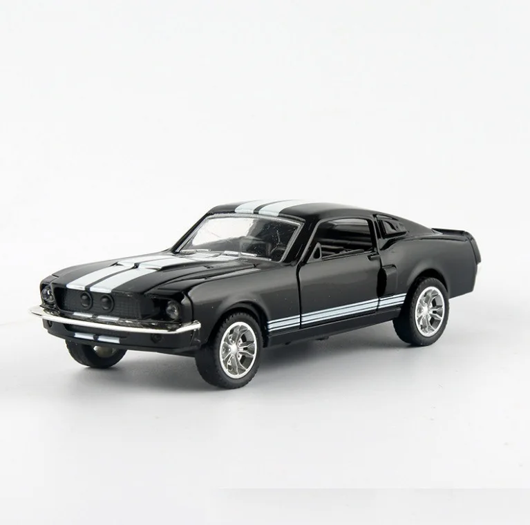 1:32 Scale Ford Mustang GT 1967 GT500 Pull Back Vehicles 13CM Open Door Alloy Car Toy Model Children\'s Toy