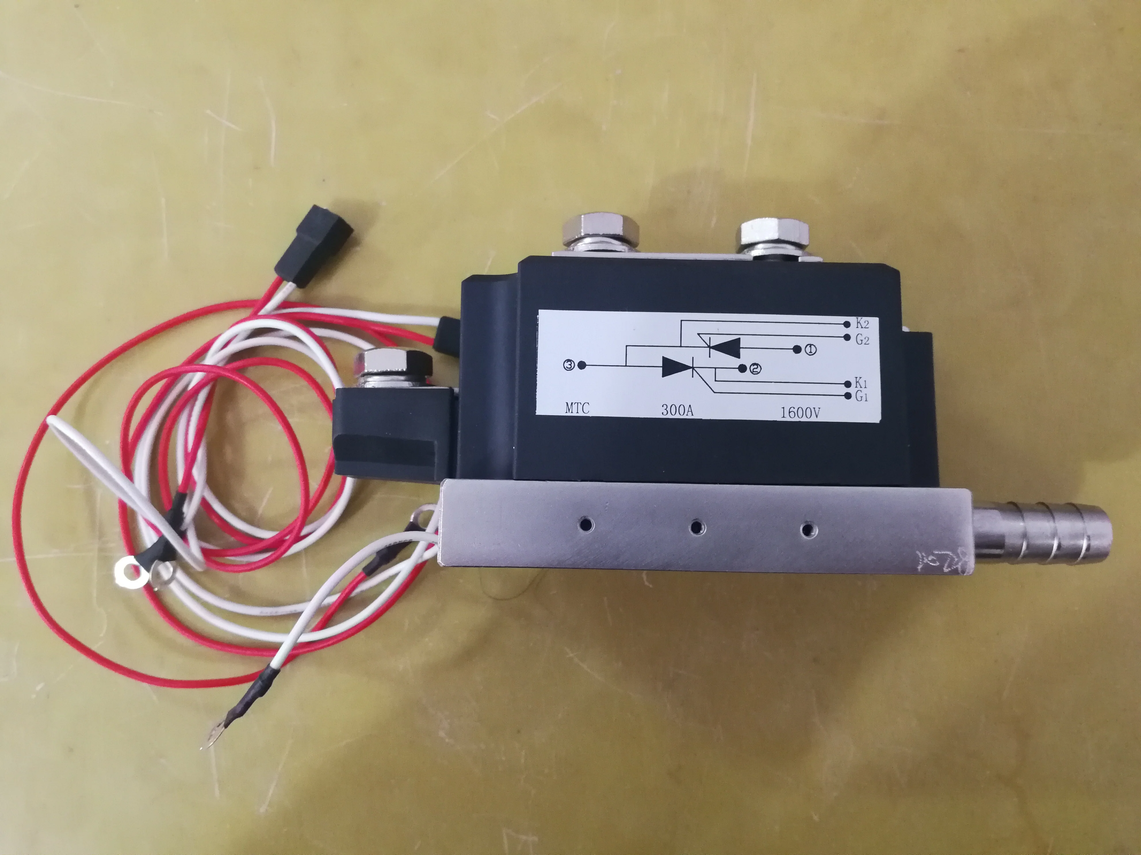 MTC300A/1600 V Thyristor Mô Đun Nước làm mát bằng Điểm Máy Hàn Thyristor Mô Đun