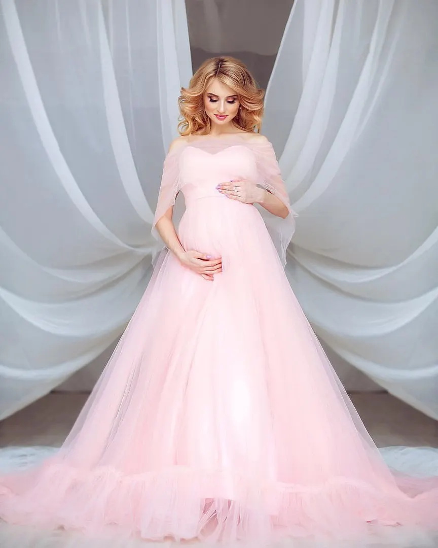 Elegant Tulle สีชมพูคลอดบุตรชุดสำหรับถ่ายภาพปิดไหล่ Ruffles ฉัตรการถ่ายภาพผู้หญิงชุดเด็กทารกชุด