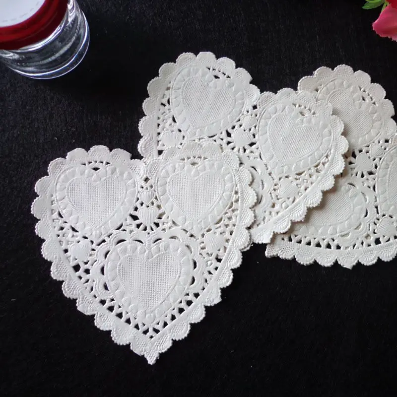 100Pcs/Set 4 Inch 10cm Heart Shape Paper Doily White Doilies Hollow Out Lace Coasters Placemat Tableware Decorations