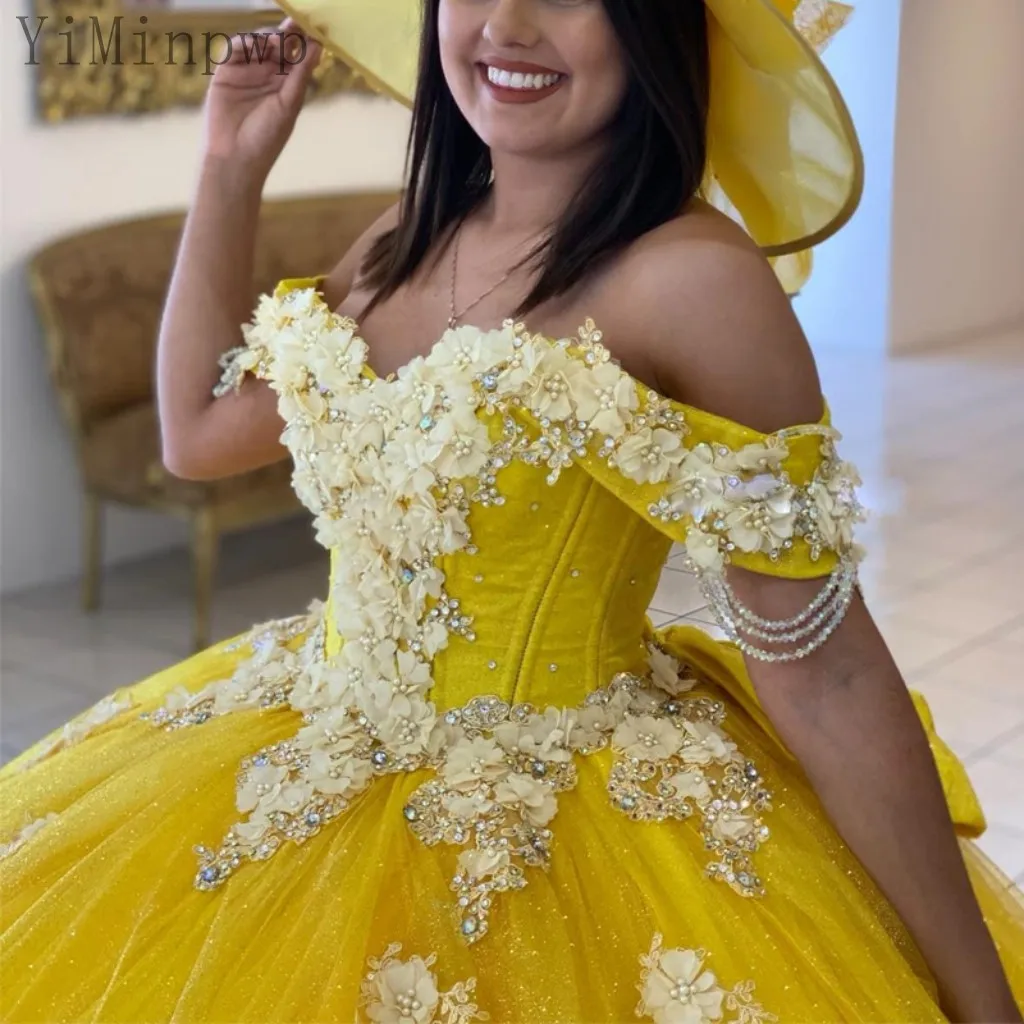 YiMinpwp vestido de baile amarillo para quinceañera, hombros descubiertos, encaje en la espalda, tren de barrido con lentejuelas 3D, vestidos florales para quinceañera