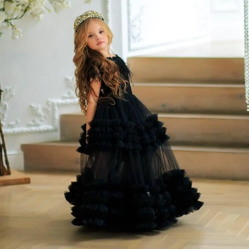 Zwarte Bloemen Meisjes Jurken Tiered Ruches Feather Off Shoulder Floor Lengte Kids Teens Pageant Jurken Verjaardagsfeestje Jurk