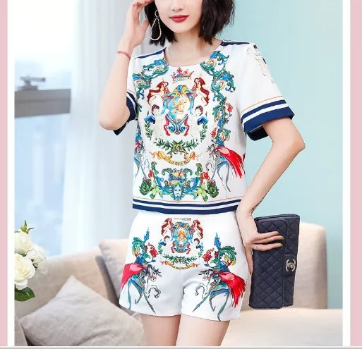 Runway New Summer clothing set women vintage Chain printed blouses short sleeved tops and retro pattern shorts pants suit NS846