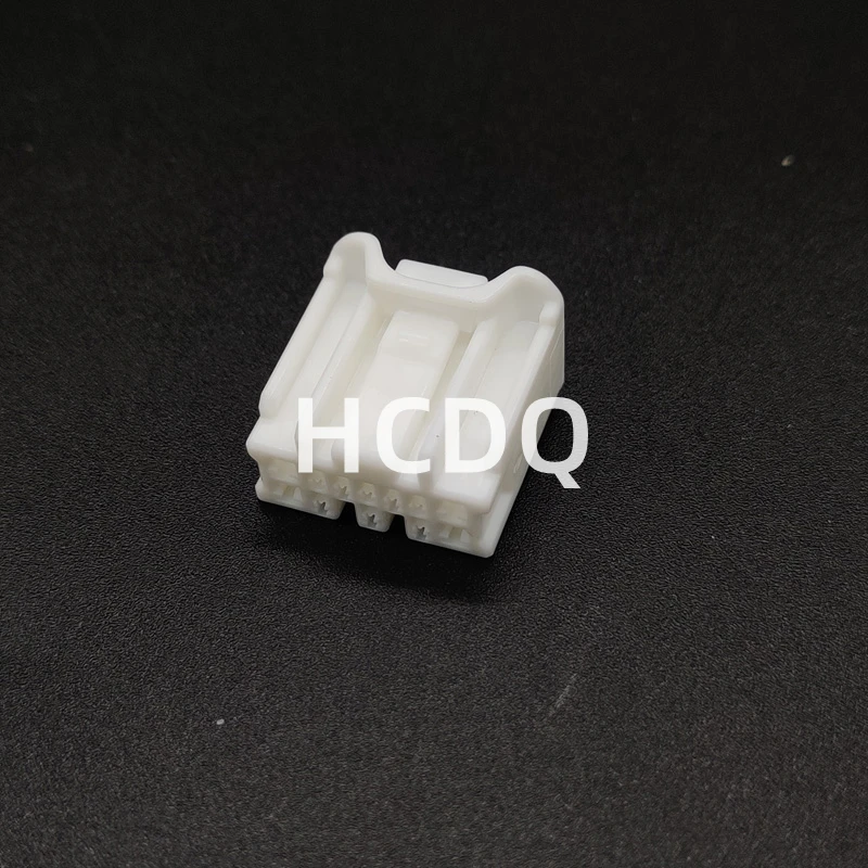 10 PCS Original and genuine 6098-6097 automobile connector plug housing supplied from stock