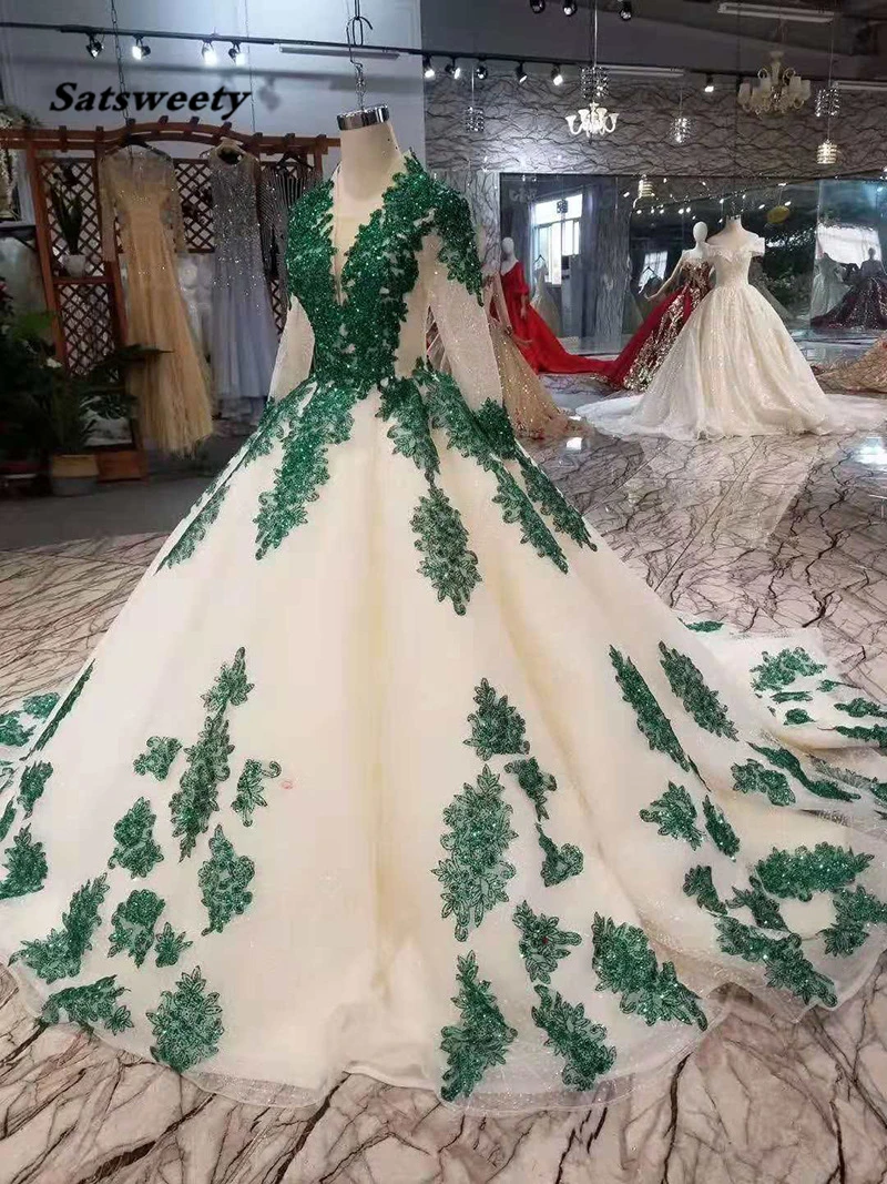 Abiti da ballo in tessuto glitterato abiti da sposa bohémien verde scuro in pizzo con perline corsetto corte treno maniche lunghe abiti da sposa