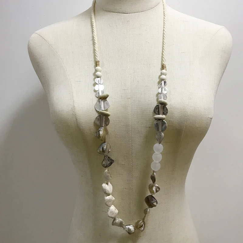Suekees Goth Fashion Jewelry Sweater Chain Long Necklace Vintage Nature Shell Resin&Alloy Beads Necklace for Women Accessories