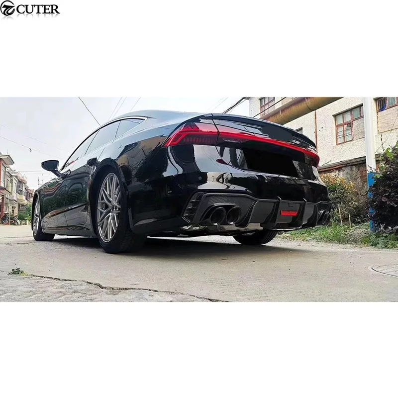 A7 C8 Carbon Fiber Frp Rear Bumper Lip Diffuser with Led Lights for Audi A7 S7 Car Body Kit 2019