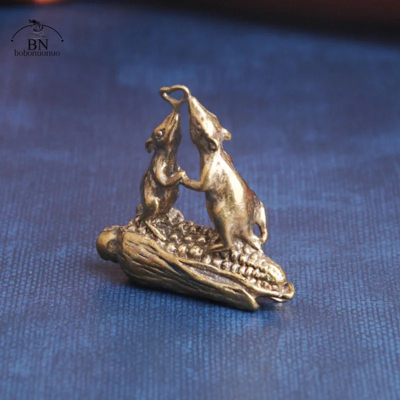 Copper Wealth Rats Figurines Love Ornament Retro Brass Animal Mice Corn Keychain Pendant Home Decor Office Desk Decorations