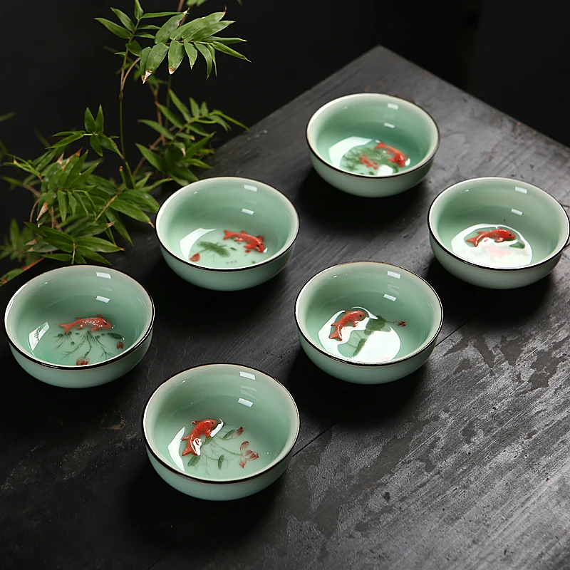 Tea cup simple tea cup celadon blue and white porcelain Jingdezhen carp Master Cup small bowl cup tea bowl Koi set