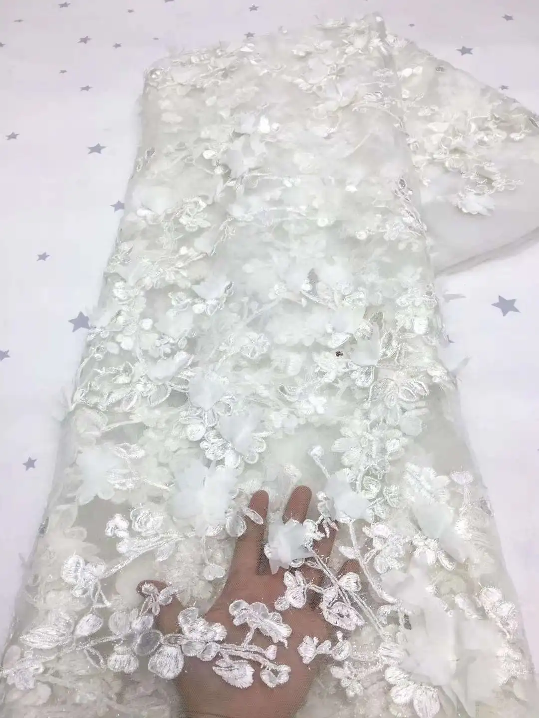 

2021 Latest White 3D Flowers Lace Fabric With Beads French Tulle Mesh Lace Fabric African Lace Fabric for Wedding Party KXX21138