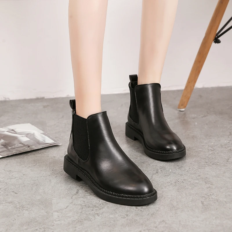 

Ботильоны без шнуровки с резинкой для женщин, женская обувь, черные кожаные ботинки на платформе, квадратный низкий каблук, женские ботинки