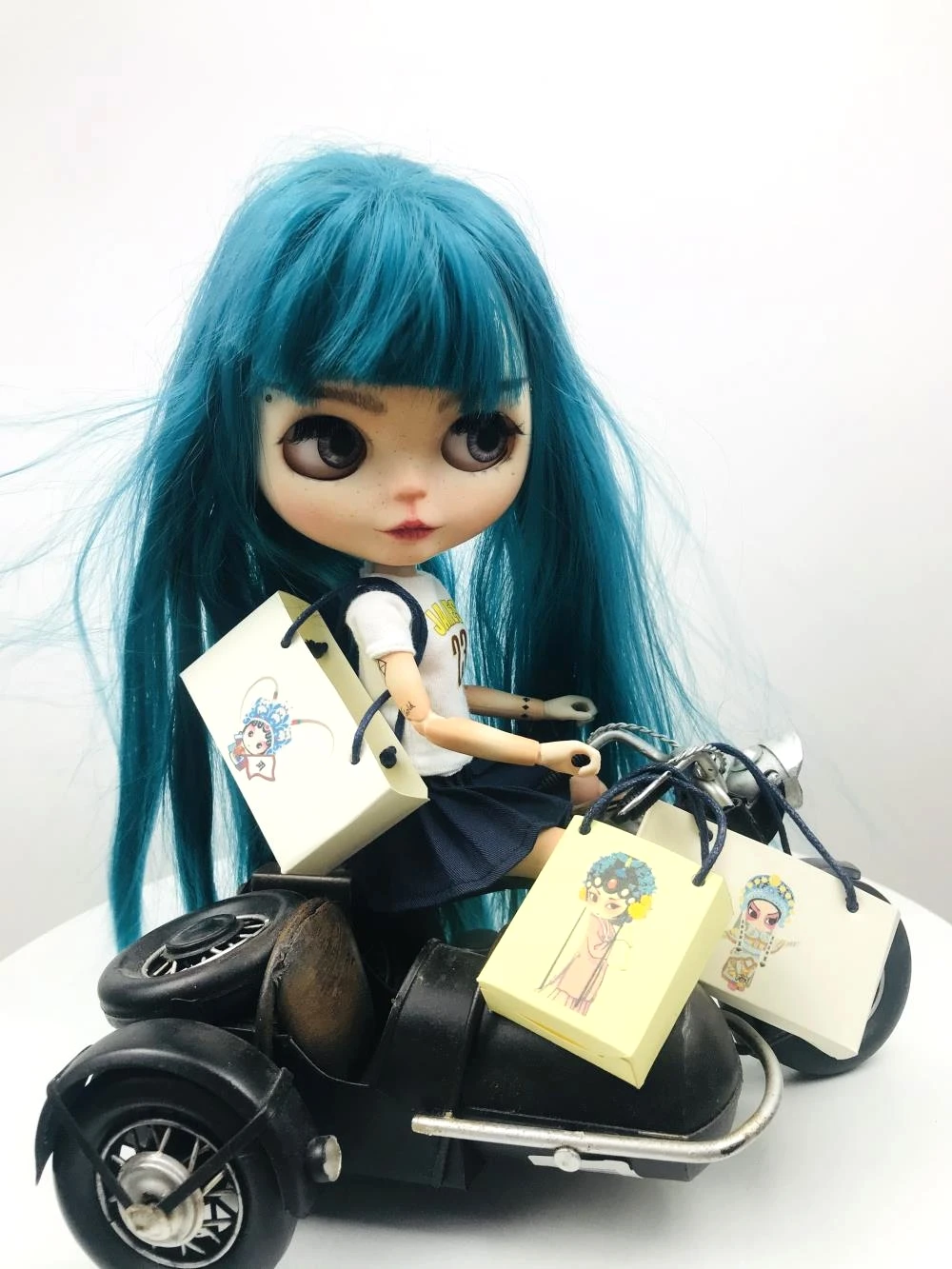 New 1PCS Chinese Style Dolls’ Bag Cute Opera Character Shopping Handbag for Blyth Licca Barbis 1/6 Bjd  Accessories