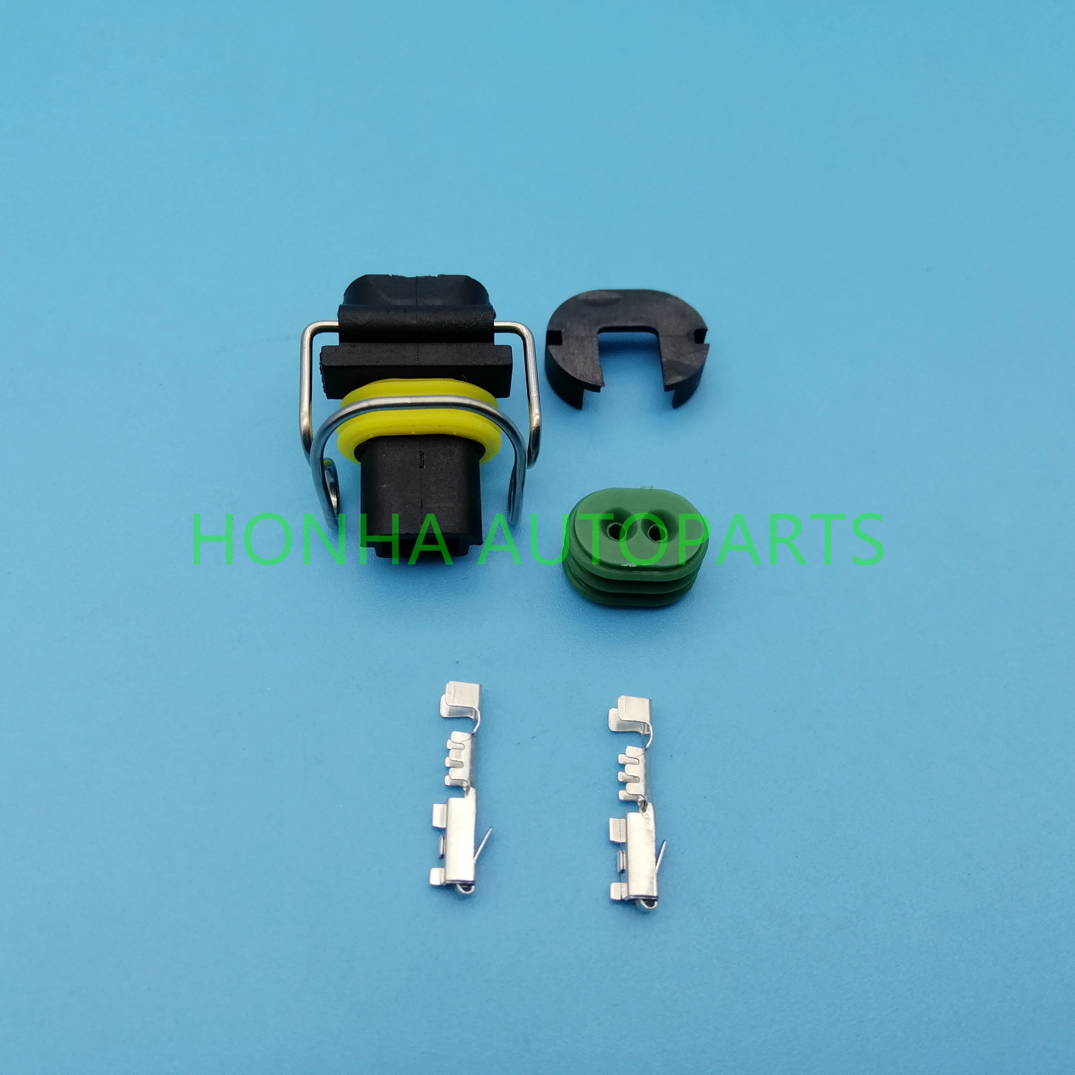 

Free shipping 2 pcs DJ7024Y-1.5-21 Automotive 2 pin Fuel nozzle auto connector for E320 323 325 329 330 C7C9 with terminals