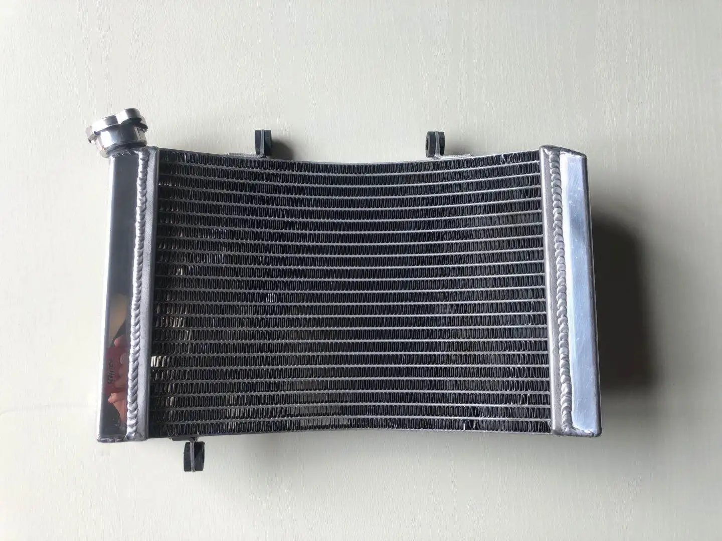 Aluminum Radiator For SUZUKI RGV250 VJ23A 97-00 Performance racing 26mm core