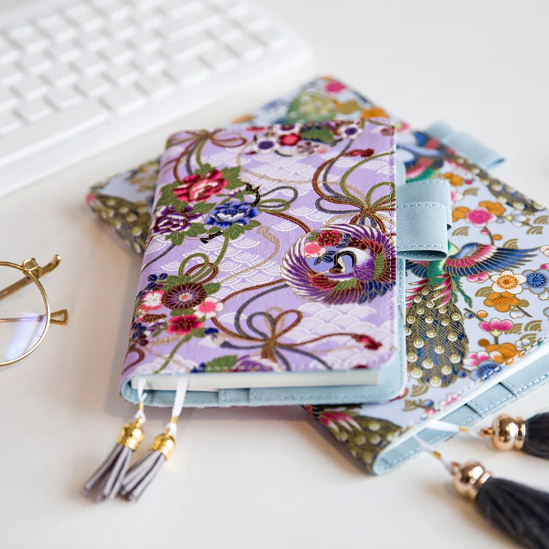 A5 A6 Diary Planner และวารสารฝาครอบด้านในหน้าดอกไม้ Phoenix นกยูง DIY Notepad สำนักงานสำหรับโรงเรียน2020เครื่องเขียน