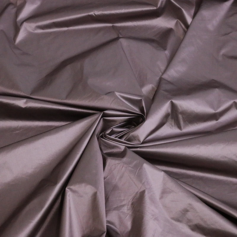 100 cm * 148 cm glänzendes, nach unten beweisendes Material, Stoffschattierung, blaue Burgunder-Nylon-Textilien, Cired – Detail 40