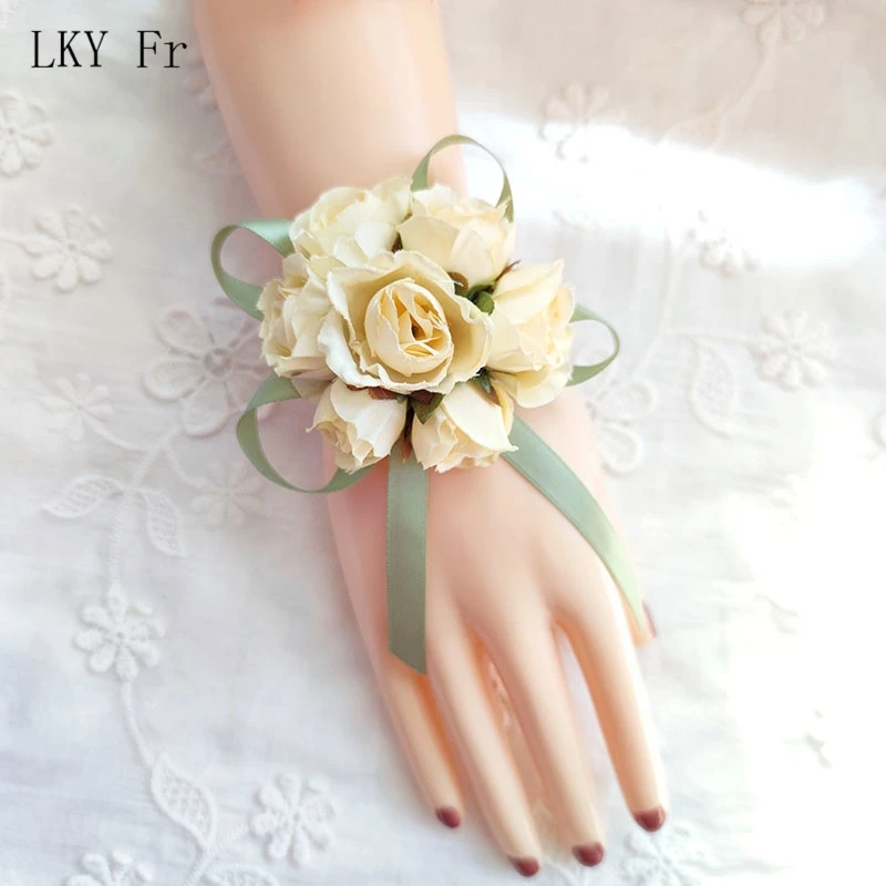 LKY Fr Corsage Hochzeit Armband Brautjungfern Blumen auf Hand Künstliche Seide Rosen Rot Handgelenk Corsage Braut Zubehör Blume Im Knopfloch