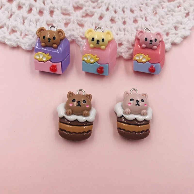 Hot Selling Bear Cupcake Charm Pendant for Keychain, Earring, Necklace, Scrapbooking DIY