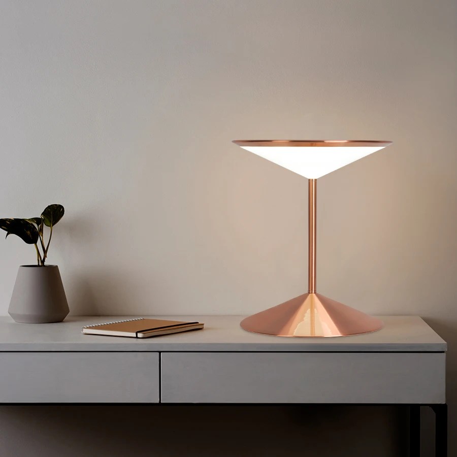 Creative LED Table Lamp Acrylic Cover Simple Foyer Bedroom Bedside Study Decor Desk Light Rose Gold/Chrome Metal Light Fixture