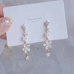 Romantic Sweet Long Design Fower Women Earrings Bling AAA Zironia Stud Earring Wedding Jewelry Pendant Birthday Gift Accessories