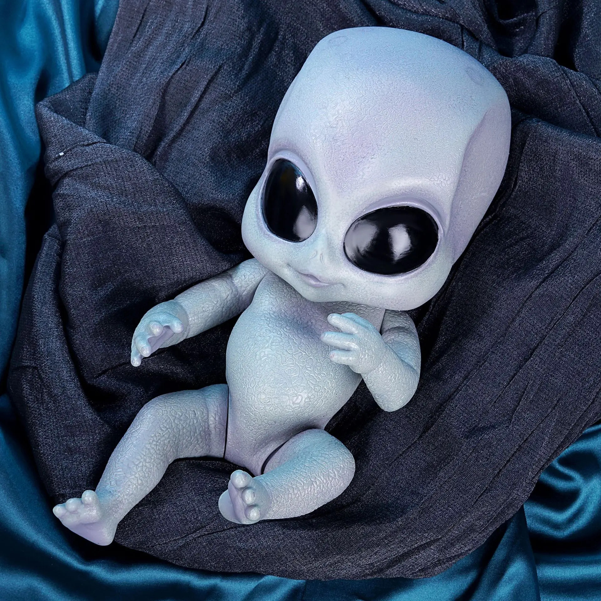 45cm Simulation alien doll, children's toys, photography props, black eyes, big head, children's holiday gifts