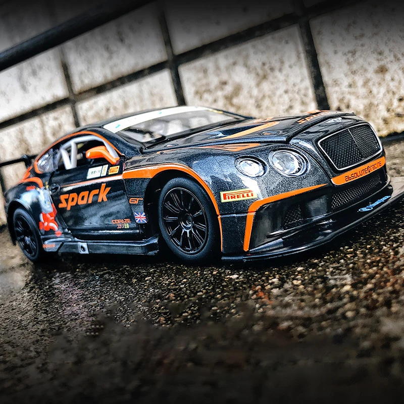 1:24 Bentley Continental GT3 Free Wheeling High Light Sport Racing Car Model Toy Diecast Metal Alloy Miniature Replica