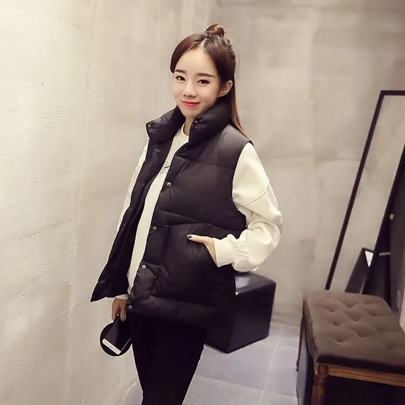 Winter White and Black Women Vest Newest Female Short Jackets Loose Wild Casual Jacket Down Vest Parkas Outerwear Clothes