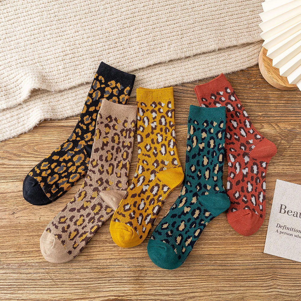 1 Pair Women Socks Spring Autumn Retro Style High Quality Men Couple Cotton Socks Leopard Pattern Solid Color Socks