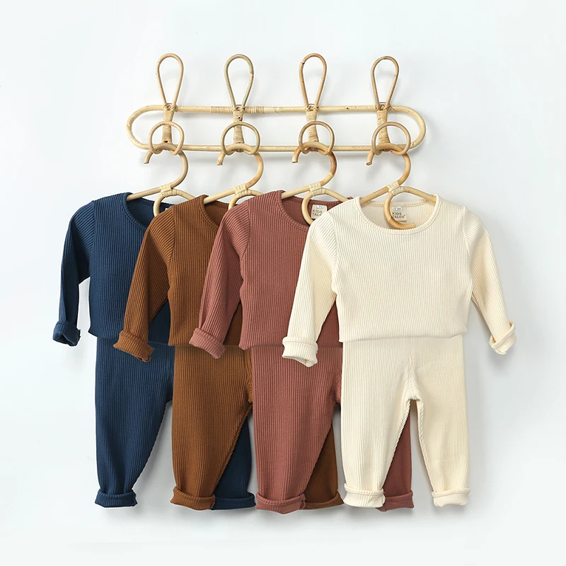 2-teiliges Set aus geripptem Strick für Jungen und Mädchen, Kinder-Pyjamas, Pullover+Hose, Baumwollkleidung, lange Schlafkleidung, Trainingsanzug – Detail 2