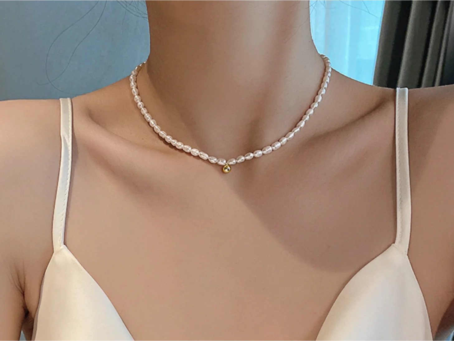 

2023 trend Natural Pearl Golden Peas Pendant simple luxury Choker Necklaces for women Fashion Jewelry