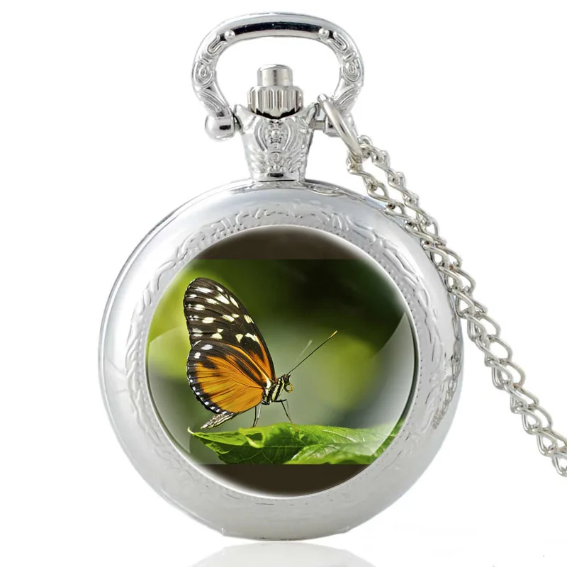 Vlinder Op Groen Blad Patroon Brons Vintage Quartz Zakhorloge Charm Mannen Vrouwen Charm Hanger Ketting Uur Klok Geschenken