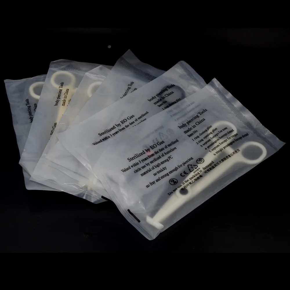1PC Acrylic Piercing Clamp Ear Lip Navel Nose Round Open Septum Piercing Tools Forceps Plier Clamp Permanent Body Jewelry Tool