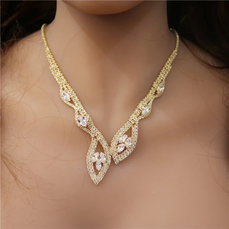 Exquisite Water Drop Shining Crystal Fashion Women's Earrings Necklace Set Luxury Zircon Jewelry Set Wholesale And Retail