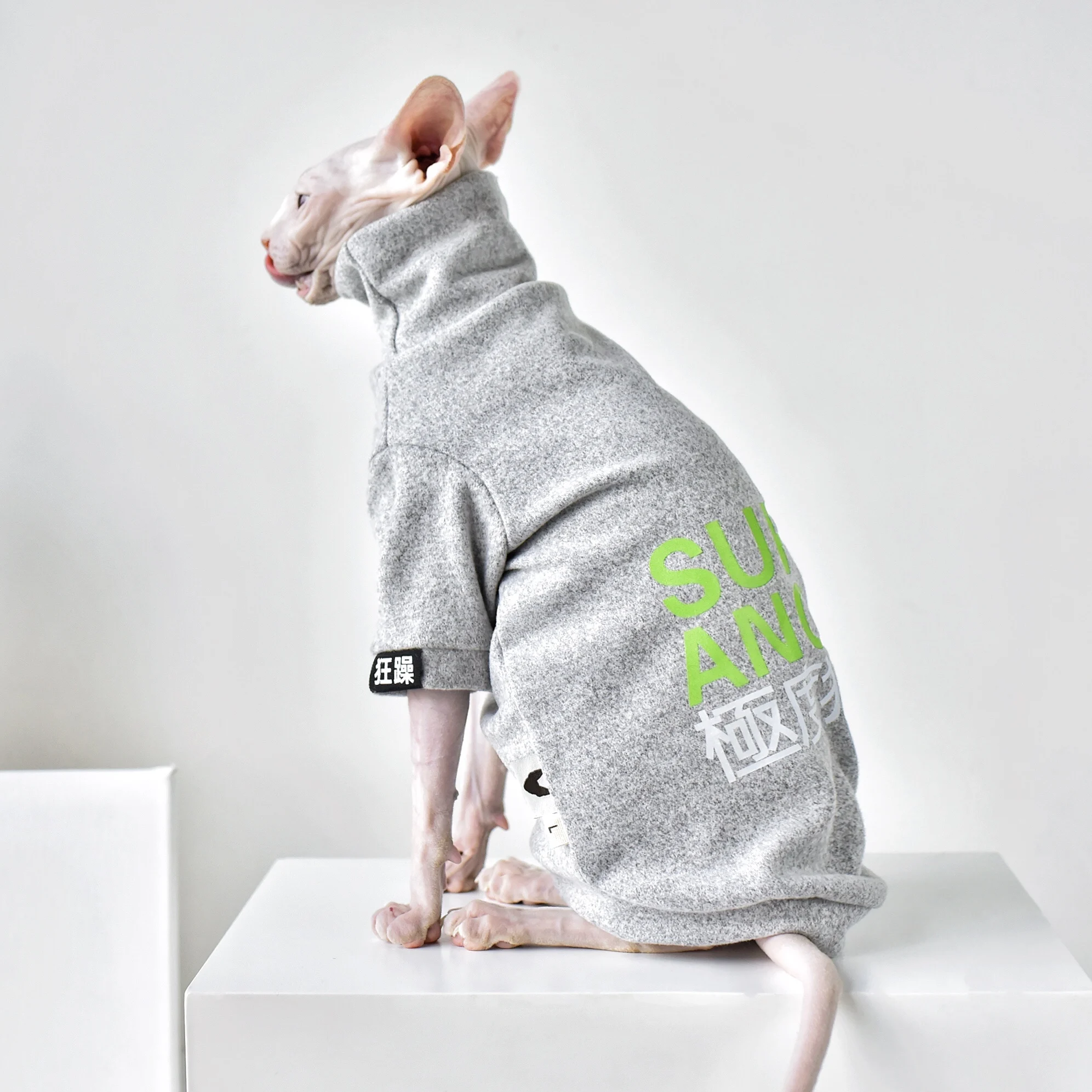 Sphynx Cat Clothes Extreme Jacket Windproof Hairless Cat Clothes Winter Thicken Jacket for Small Cats and Dogs